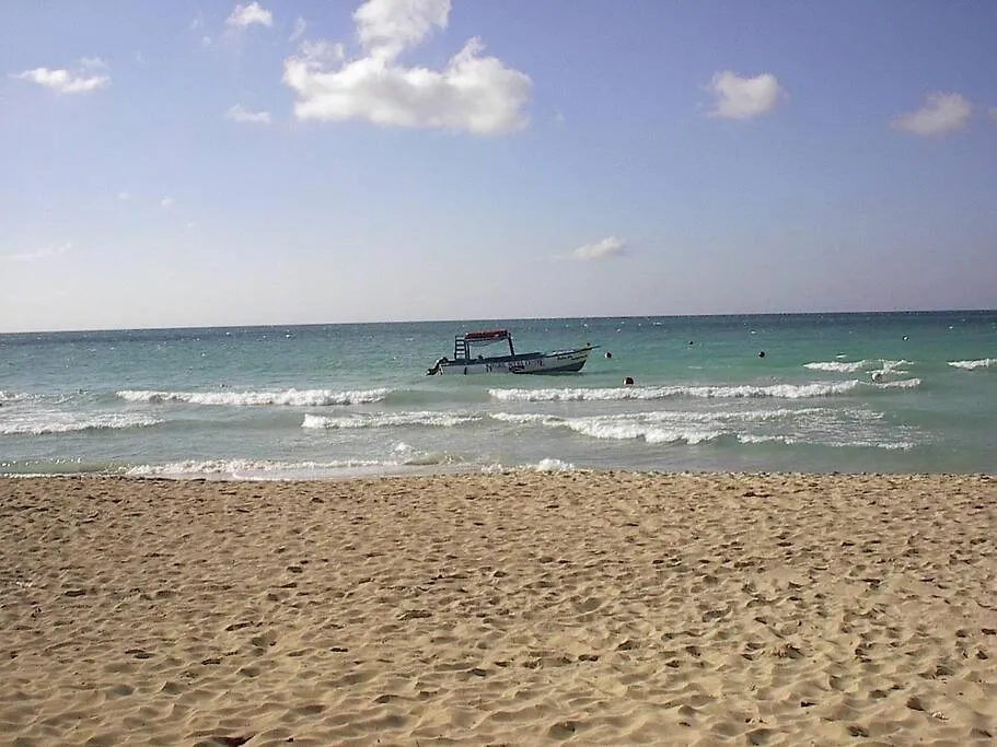 Studio Apt On 7 Mile Beach At Negril Beach Club Apartment
