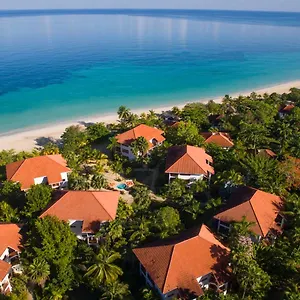 5* Station touristique Couples Swept Away